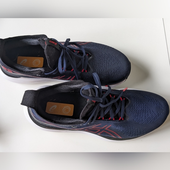 Running shoes : Asics Gel-Nimbus 25 (9.5 US) - Picture 2 of 3